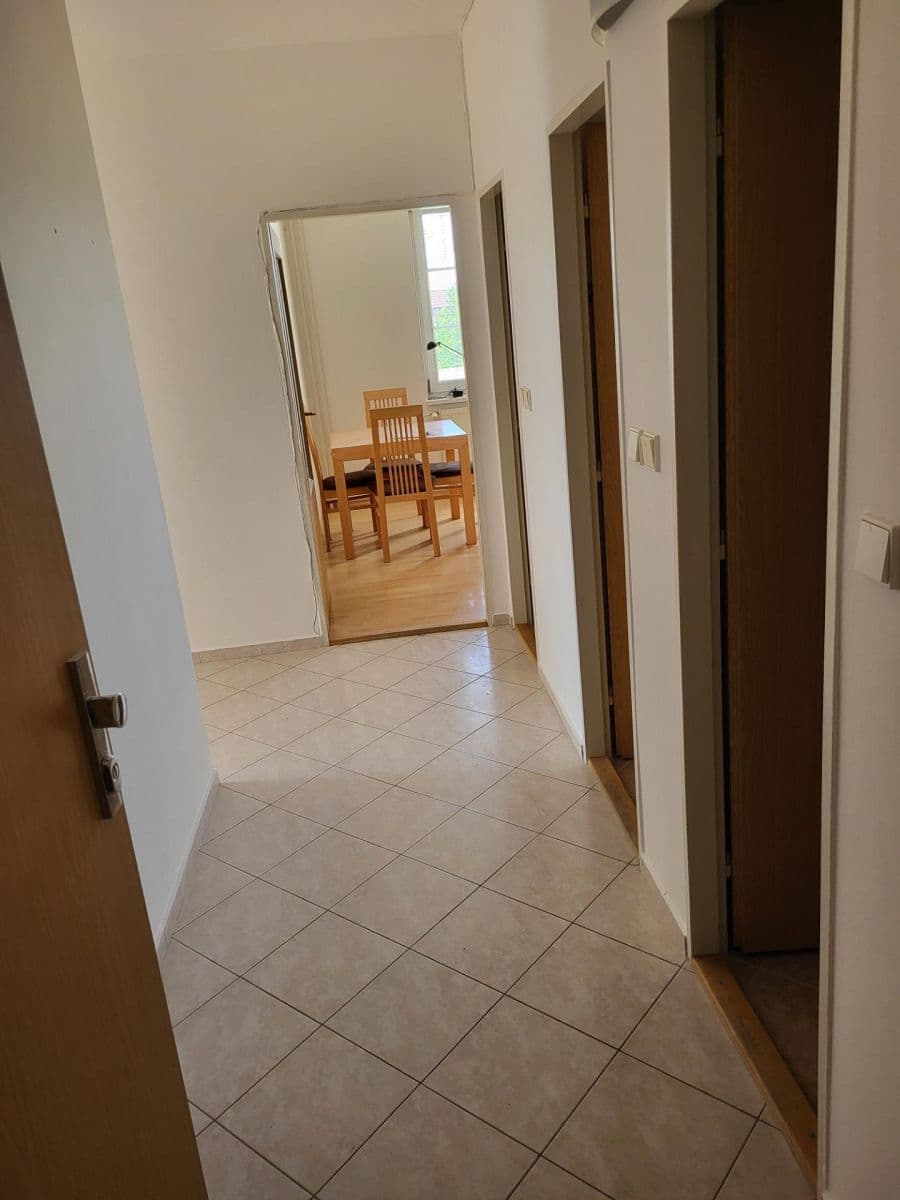 Pronájem bytu 2+1 63 m², Topolová, Olomouc, Olomoucký kraj Pronájem bytu 2+1 63 m², Topolová, Olomouc, Olomoucký kraj
