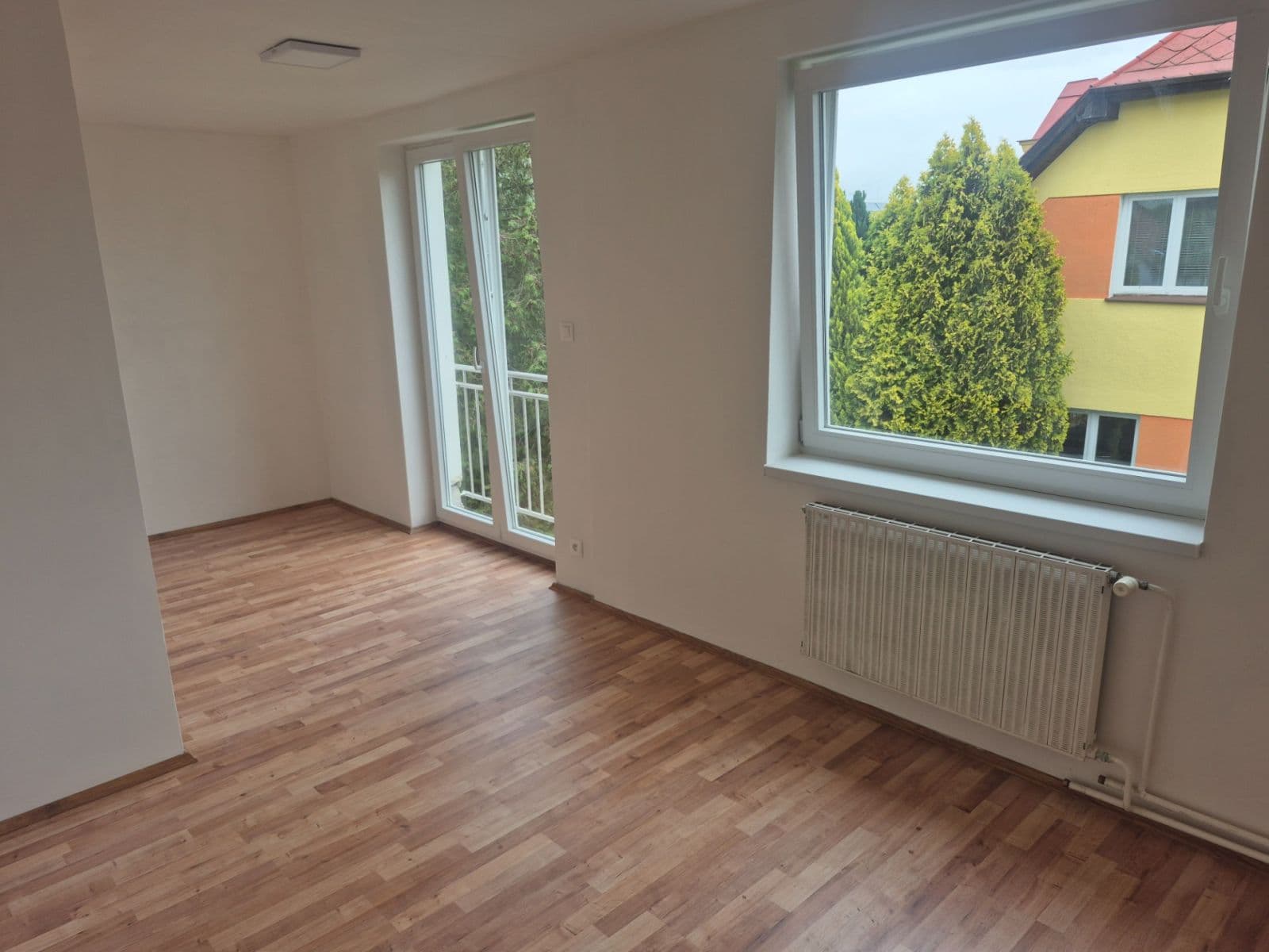 Pronájem bytu 4+1 88 m², Lišická, Praha, Praha Pronájem bytu 4+1 88 m², Lišická, Praha, Praha
