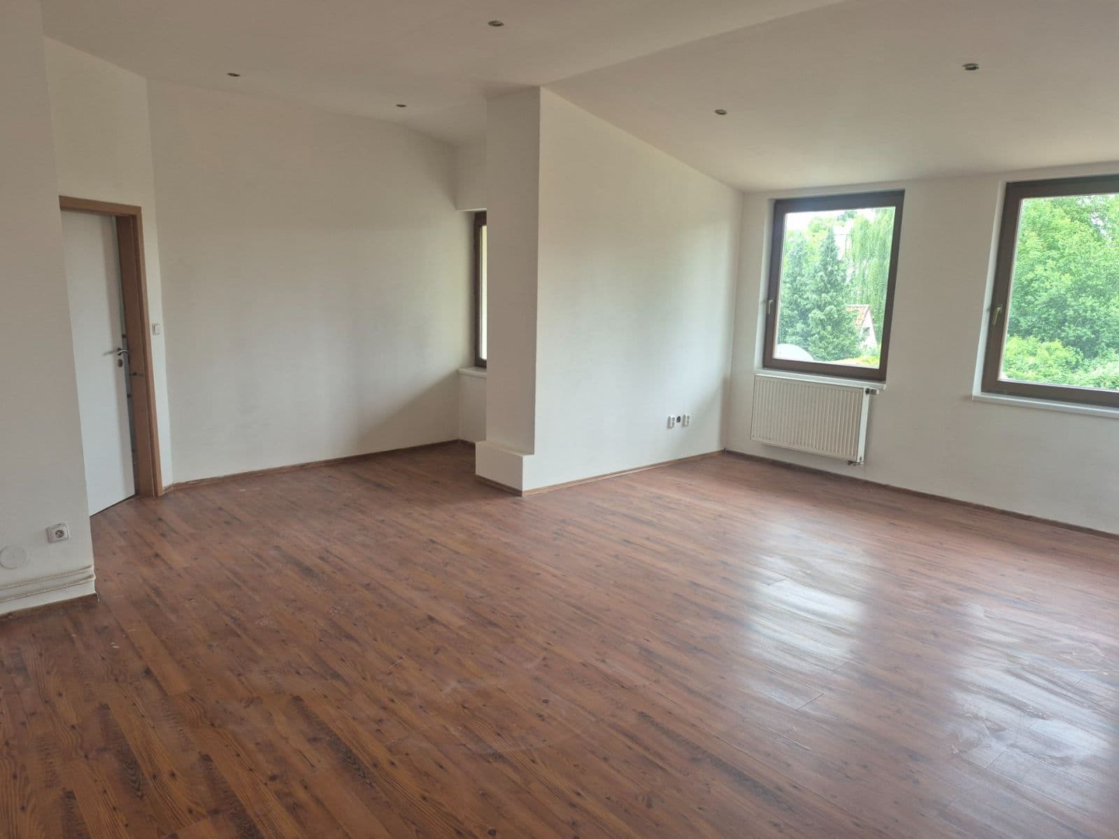 Pronájem bytu 4+1 88 m², Lišická, Praha, Praha Pronájem bytu 4+1 88 m², Lišická, Praha, Praha