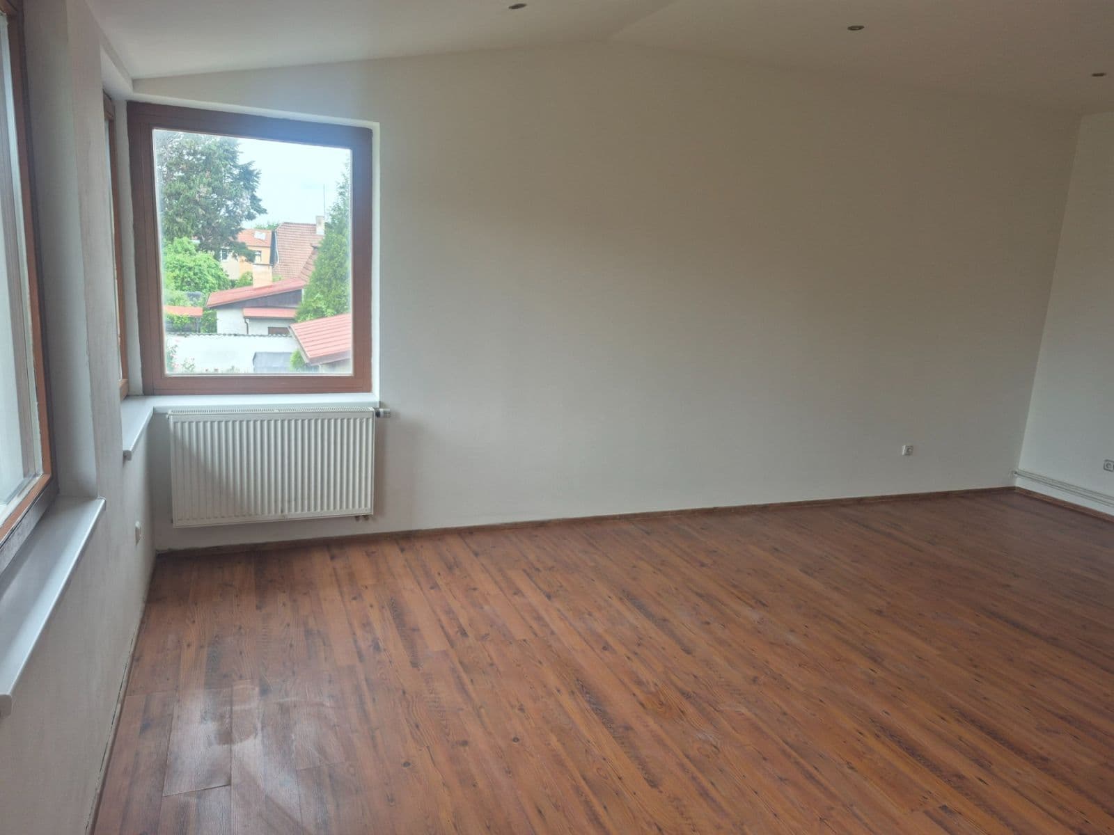 Pronájem bytu 4+1 88 m², Lišická, Praha, Praha Pronájem bytu 4+1 88 m², Lišická, Praha, Praha