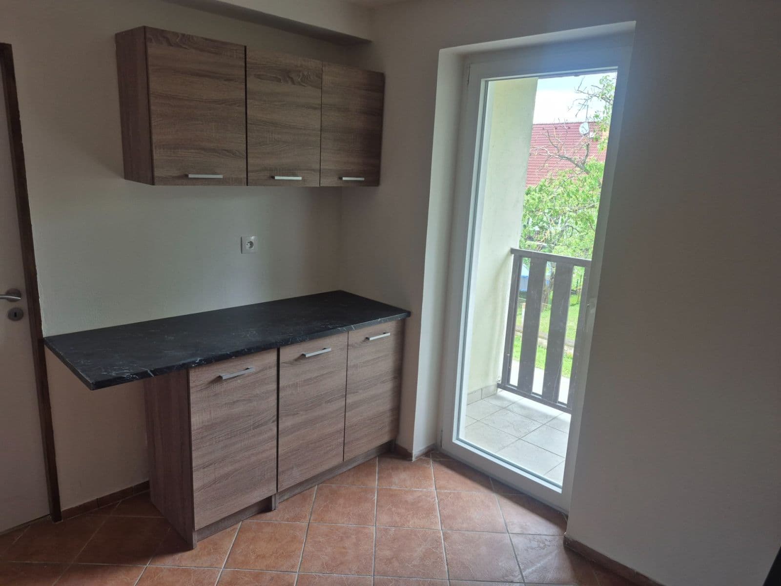 Pronájem bytu 4+1 88 m², Lišická, Praha, Praha Pronájem bytu 4+1 88 m², Lišická, Praha, Praha