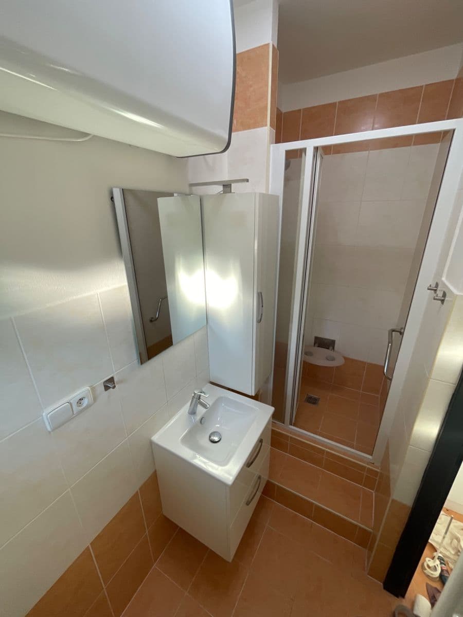 Pronájem bytu 1+kk 34 m², Kutnohorská, Praha, Praha Pronájem bytu 1+kk 34 m², Kutnohorská, Praha, Praha