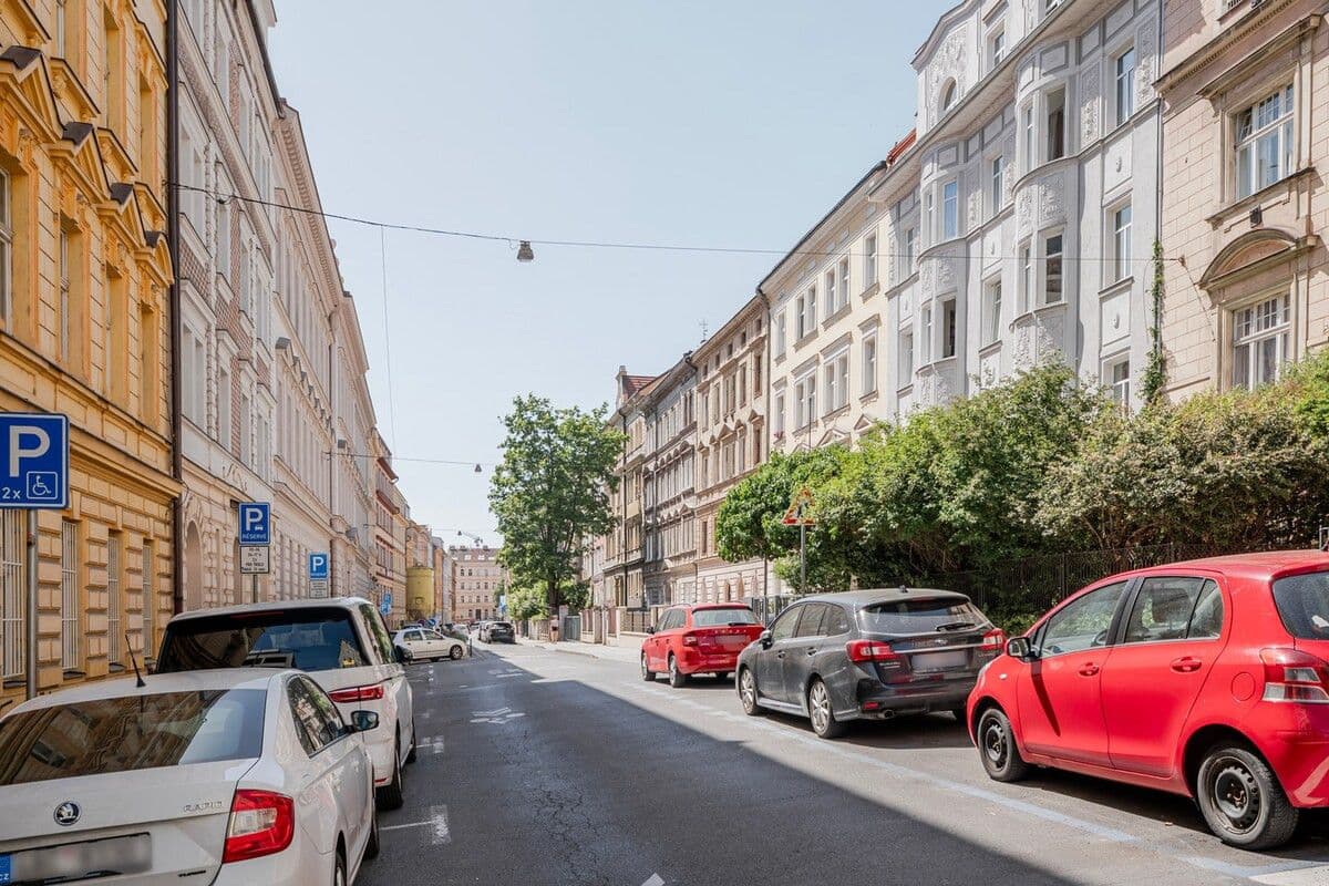 Pronájem bytu 30 m², Grafická a, Praha, Praha Pronájem bytu 30 m², Grafická a, Praha, Praha