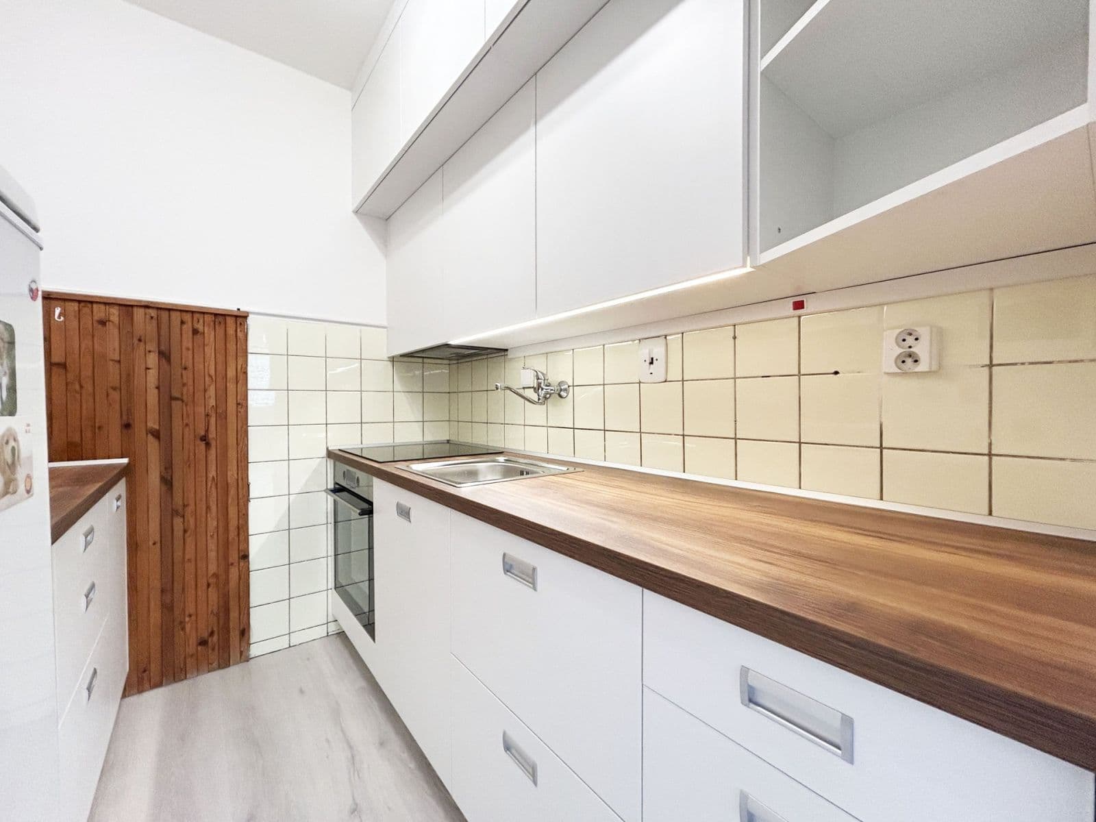 Pronájem bytu 2+kk 46 m², Střekovská, Praha, Praha Pronájem bytu 2+kk 46 m², Střekovská, Praha, Praha