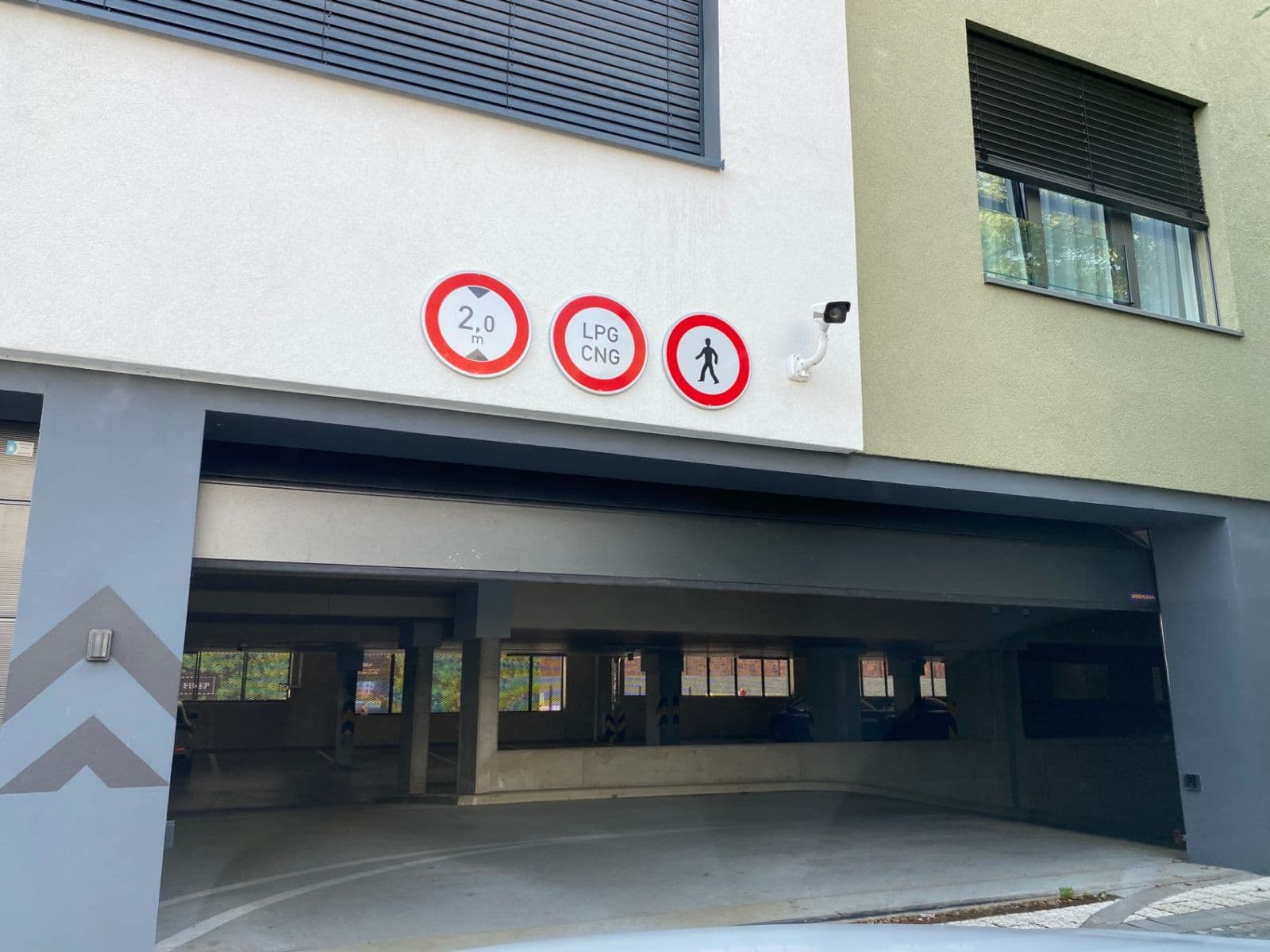 Prodej garáže 13 m², Jankovcova, Praha, Praha Prodej garáže 13 m², Jankovcova, Praha, Praha