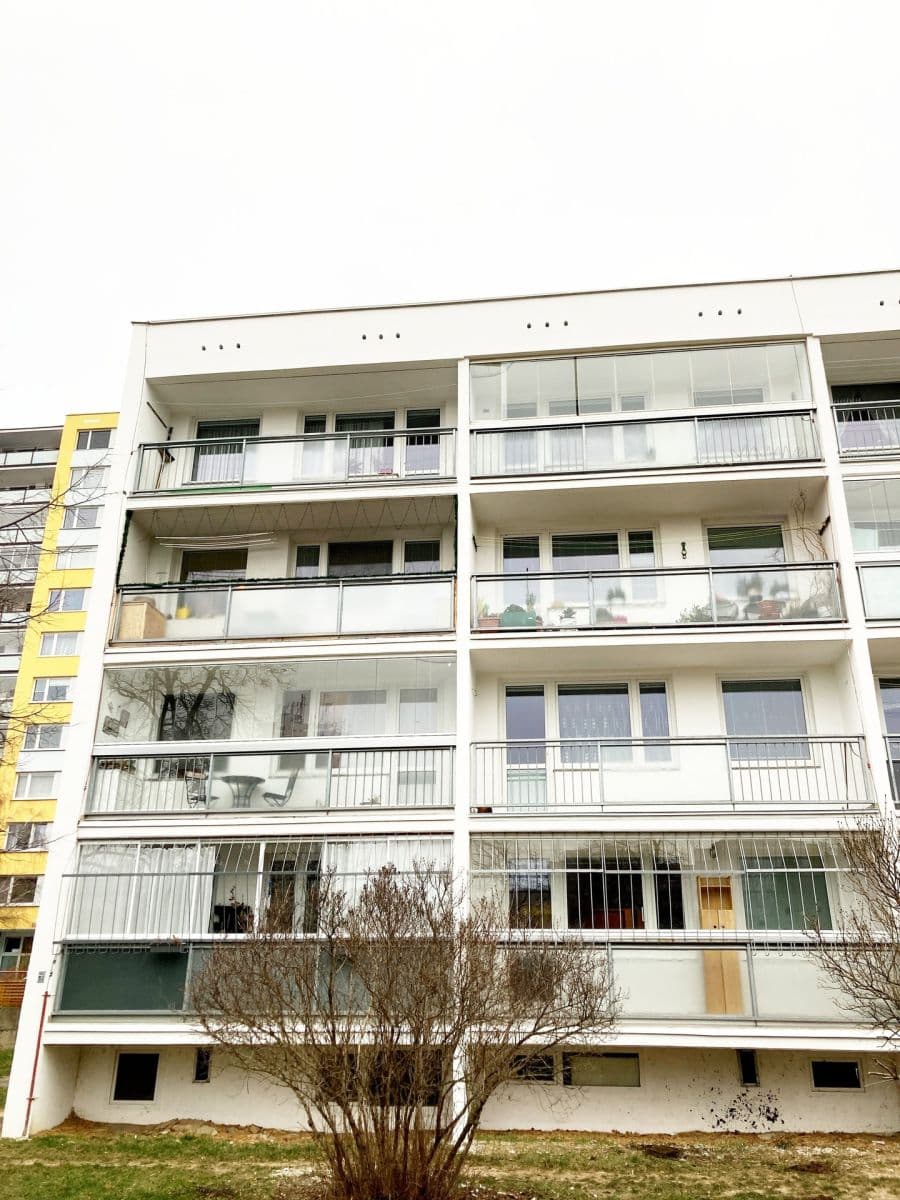 Pronájem bytu 2+kk 40 m², Poznaňská, Praha, Praha Pronájem bytu 2+kk 40 m², Poznaňská, Praha, Praha