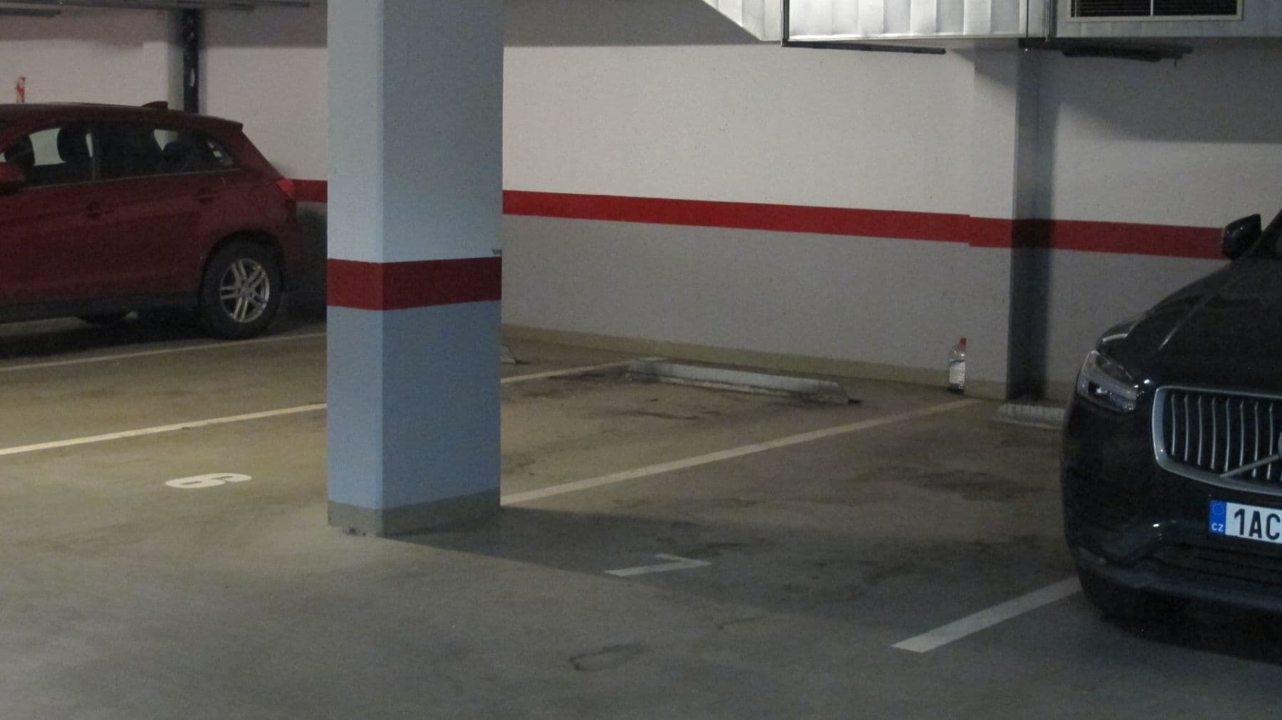 Pronájem garáže 12 m², Na Zatlance, Praha, Praha Pronájem garáže 12 m², Na Zatlance, Praha, Praha