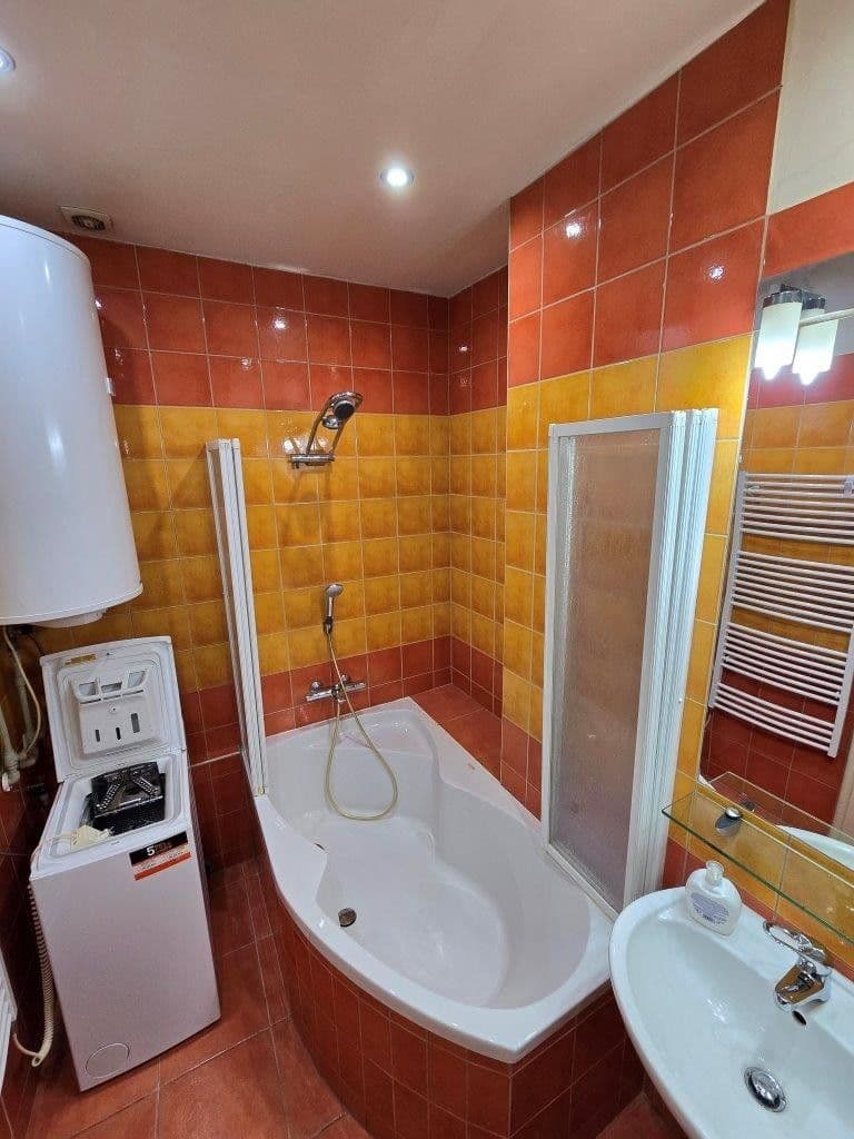 Pronájem bytu 2+1 85 m², Českobratrská, Ostrava, Moravskoslezský kraj Pronájem bytu 2+1 85 m², Českobratrská, Ostrava, Moravskoslezský kraj