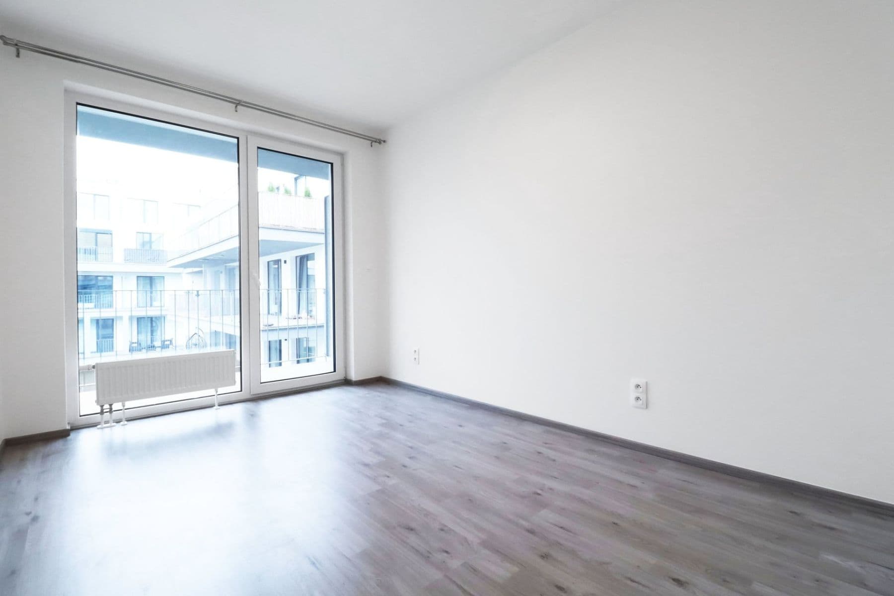 Pronájem bytu 2+kk 53 m², Velvarská, Horoměřice, Středočeský kraj Pronájem bytu 2+kk 53 m², Velvarská, Horoměřice, Středočeský kraj
