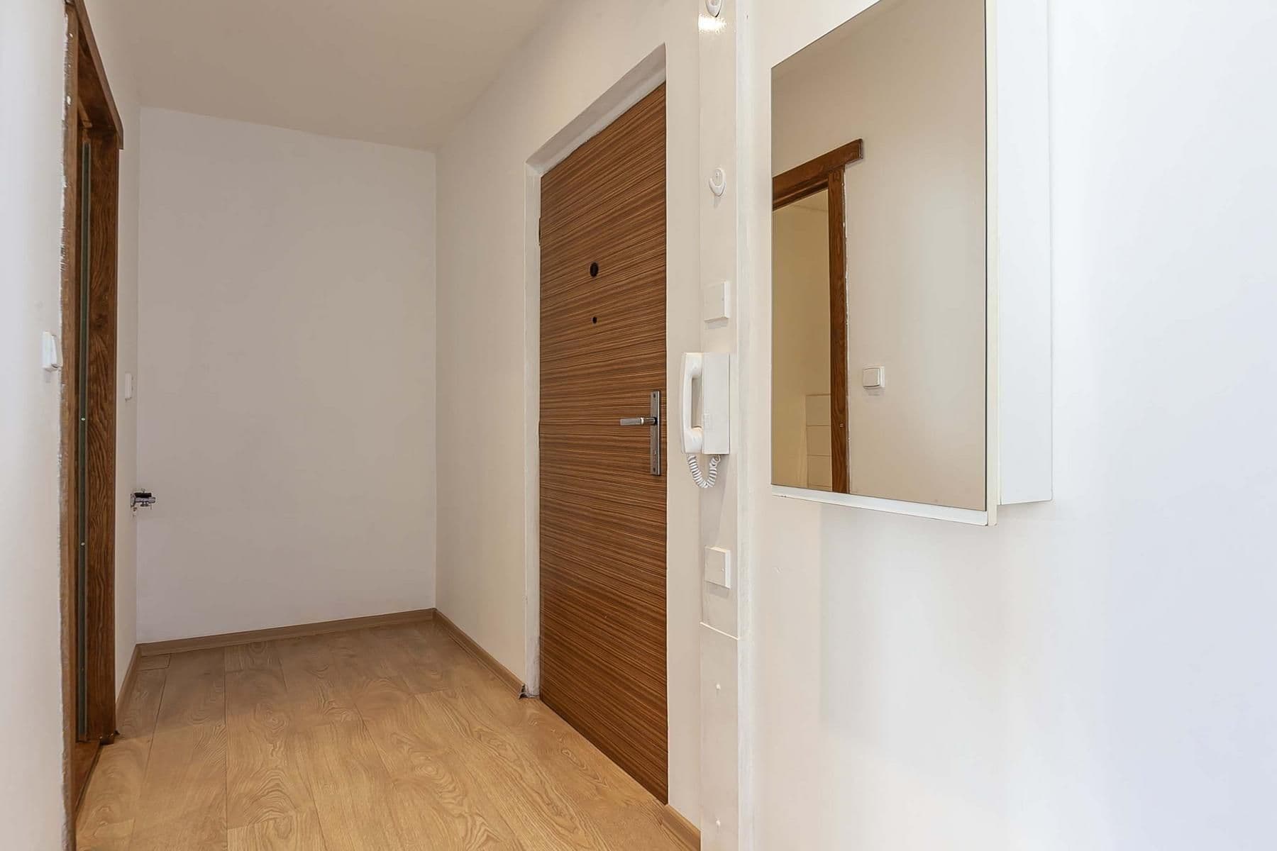 Prodej bytu 2+kk 42 m², Jana Palacha, Mladá Boleslav, Středočeský kraj Prodej bytu 2+kk 42 m², Jana Palacha, Mladá Boleslav, Středočeský kraj