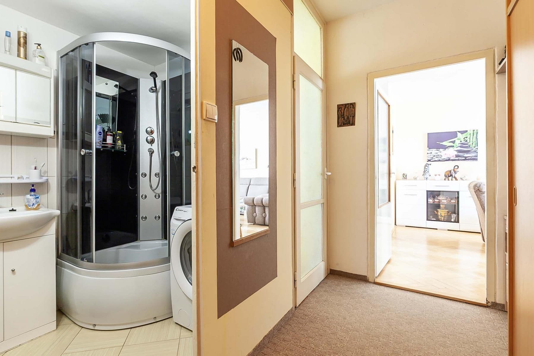 Prodej bytu 2+1 61 m², Dr. E. Beneše, Kralupy nad Vltavou, Středočeský kraj Prodej bytu 2+1 61 m², Dr. E. Beneše, Kralupy nad Vltavou, Středočeský kraj