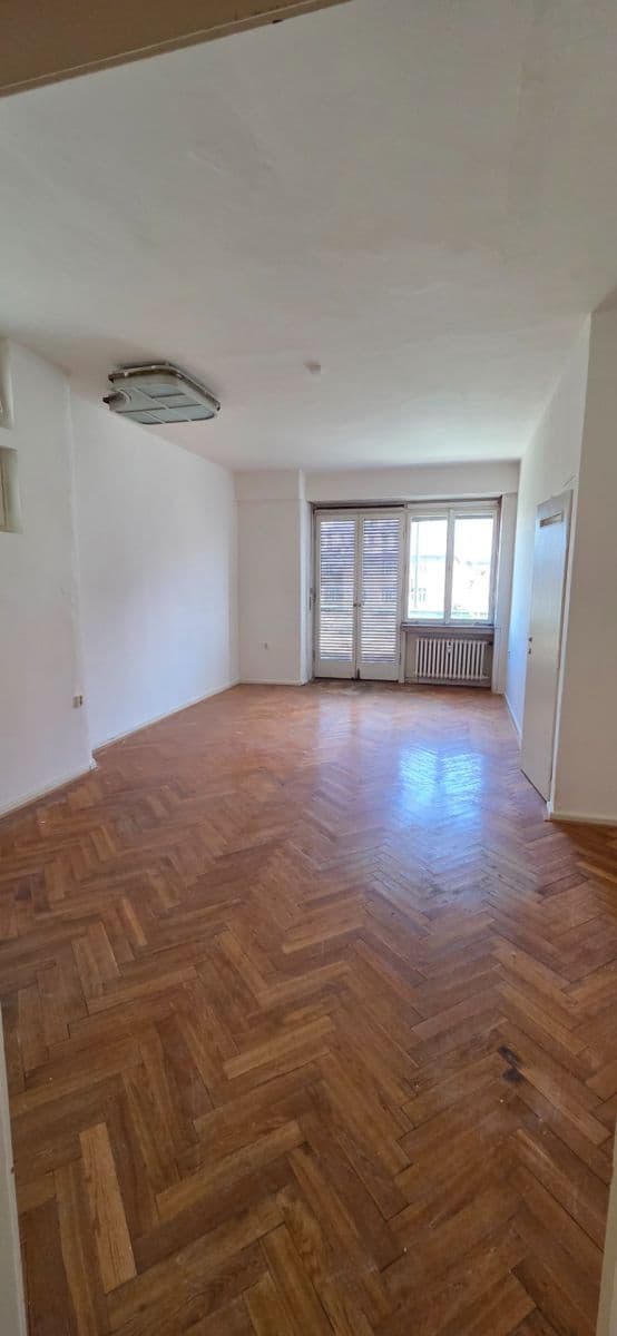 Pronájem bytu 2+1 82 m², Petrské náměstí, Praha, Praha Pronájem bytu 2+1 82 m², Petrské náměstí, Praha, Praha