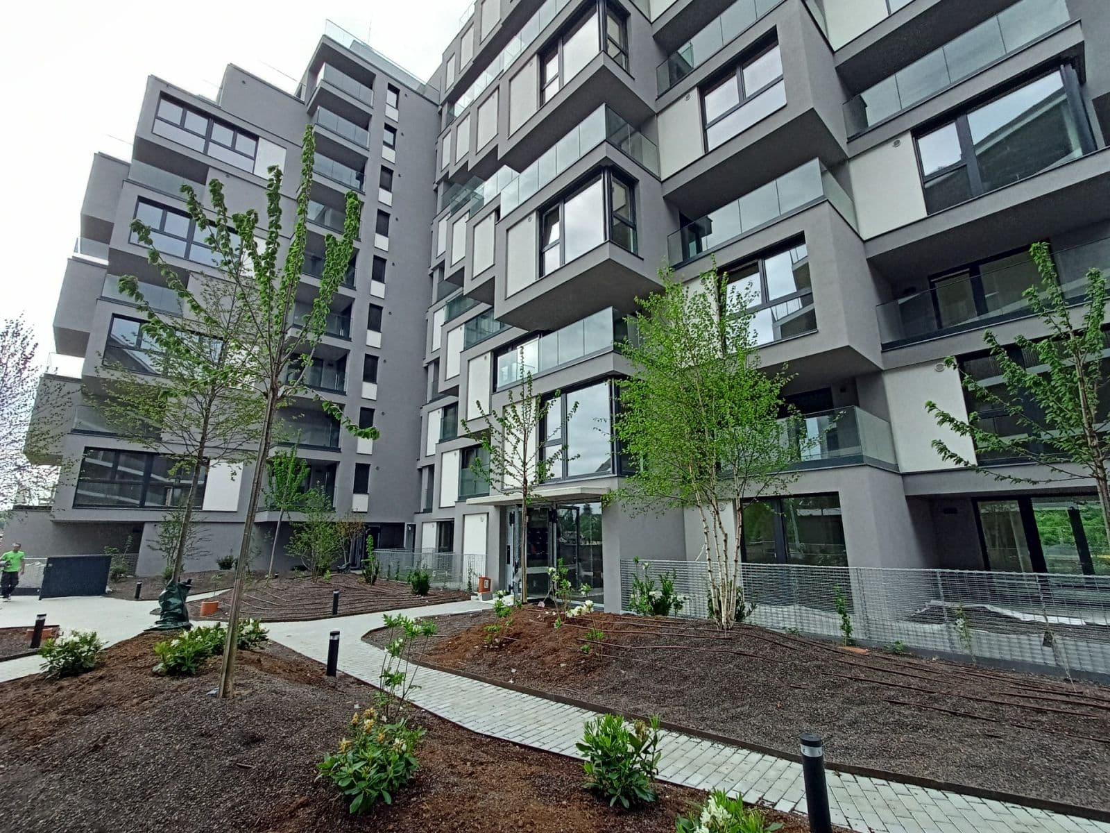 Pronájem garáže 14 m², Ramonova, Praha, Praha Pronájem garáže 14 m², Ramonova, Praha, Praha