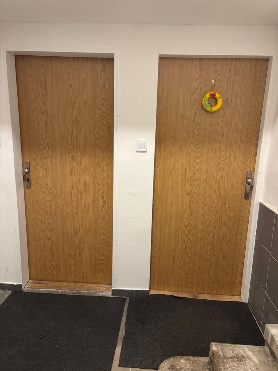 Prodej bytu 1+kk 28 m², Ohradní, Praha, Praha Prodej bytu 1+kk 28 m², Ohradní, Praha, Praha