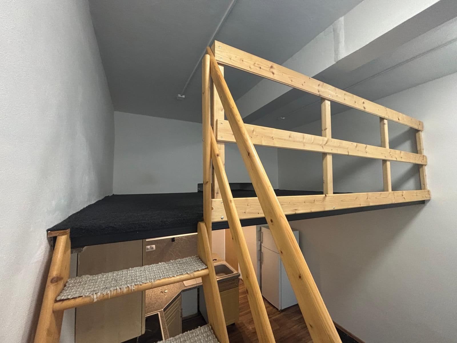 Prodej bytu 1+kk 28 m², Ohradní, Praha, Praha Prodej bytu 1+kk 28 m², Ohradní, Praha, Praha