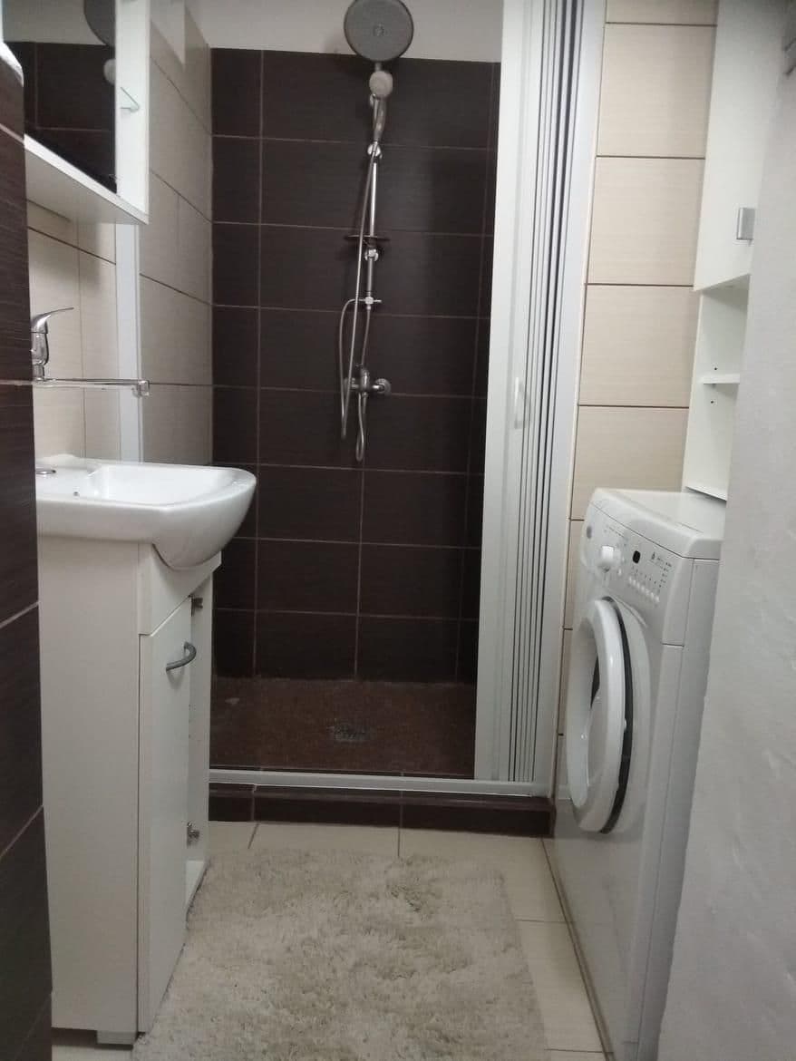 Prodej bytu 1+kk 28 m², Ohradní, Praha, Praha Prodej bytu 1+kk 28 m², Ohradní, Praha, Praha