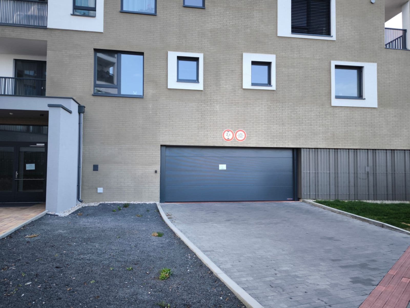 Prodej garáže 26 m², Stočesova, Praha, Praha Prodej garáže 26 m², Stočesova, Praha, Praha