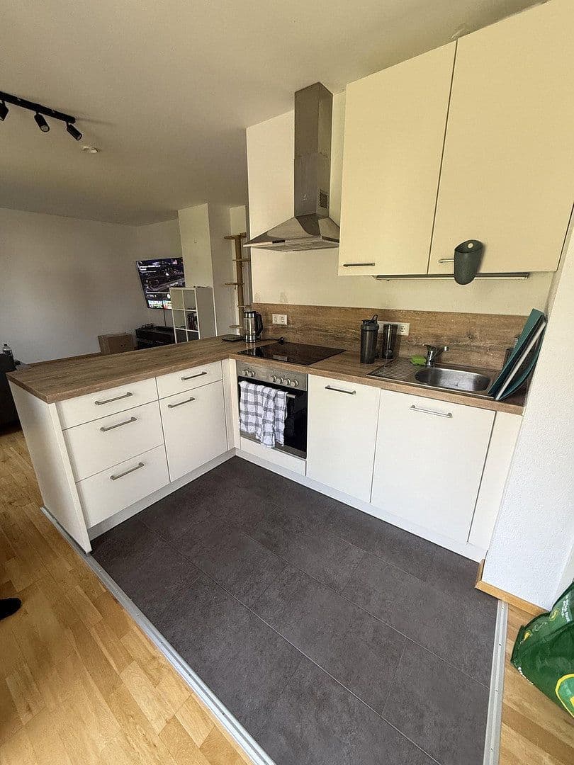 Pronájem bytu 2+1 50 m², Bahnhofstraße 4, Übersee, Bavorsko Pronájem bytu 2+1 50 m², Bahnhofstraße 4, Übersee, Bavorsko