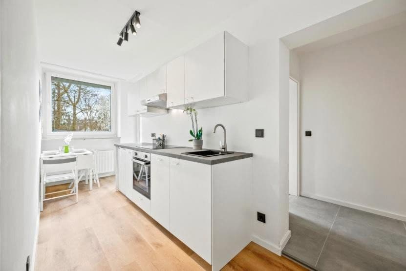 Pronájem bytu 1+1 11 m², Obergiesing-Fasangarten, Bavorsko Pronájem bytu 1+1 11 m², Obergiesing-Fasangarten, Bavorsko
