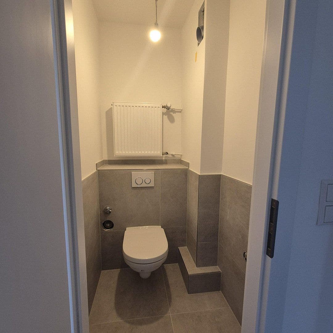 Pronájem bytu 4+1 119 m², Seehofstrasse 3, Lorsch, Hessen Pronájem bytu 4+1 119 m², Seehofstrasse 3, Lorsch, Hessen