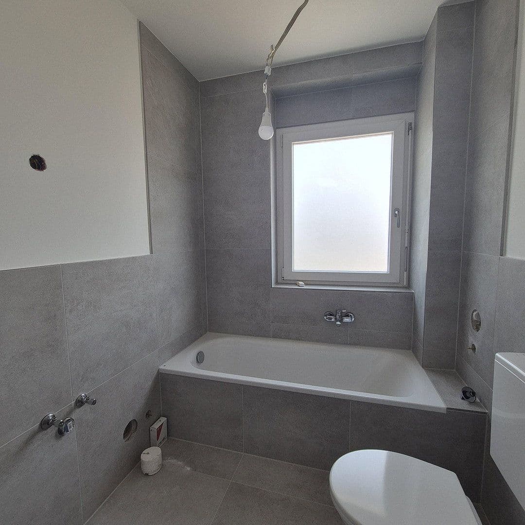 Pronájem bytu 4+1 119 m², Seehofstrasse 3, Lorsch, Hessen Pronájem bytu 4+1 119 m², Seehofstrasse 3, Lorsch, Hessen