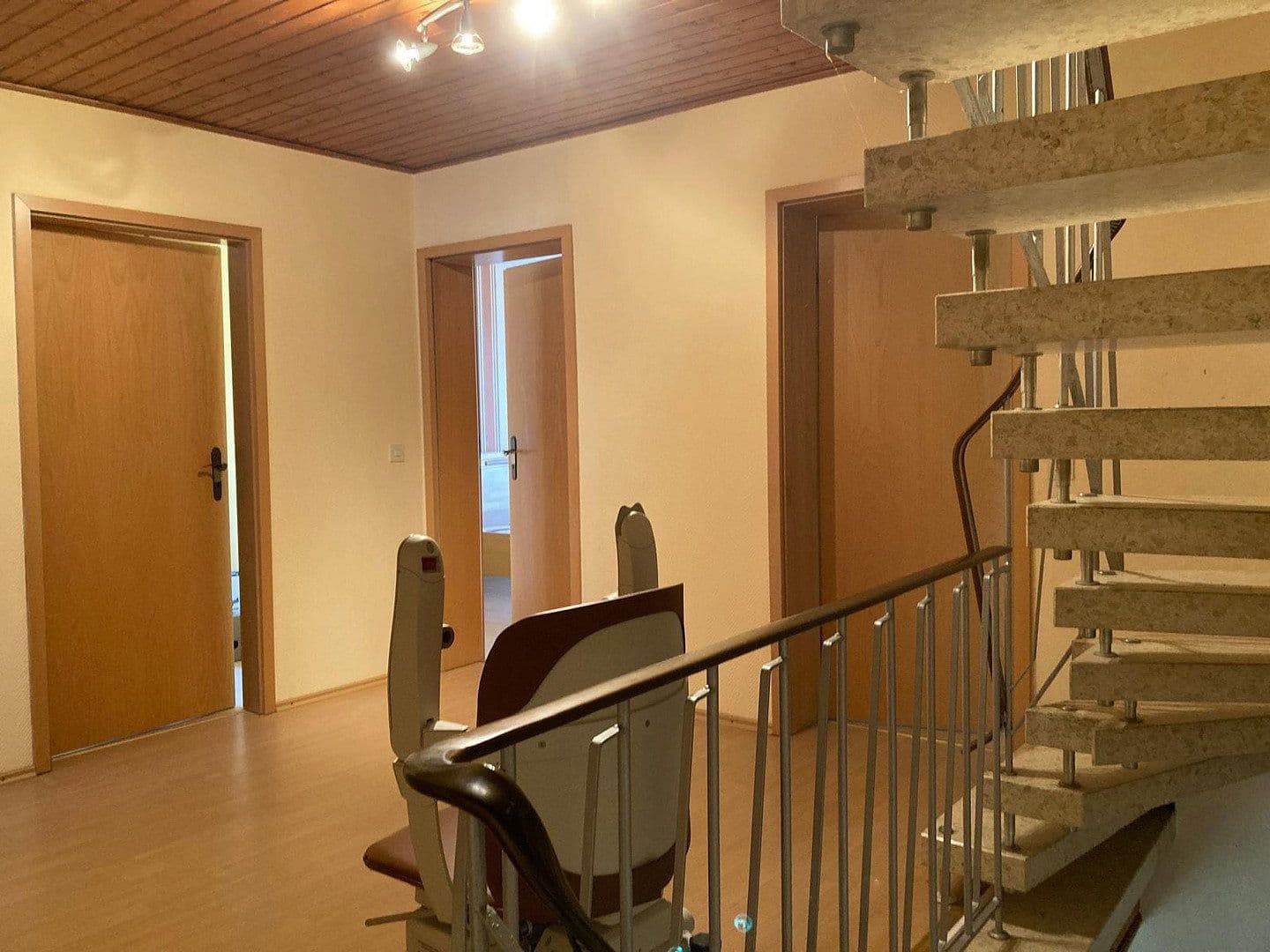 Prodej domu 159 m², pozemek 712 m², Morbach, Porýní-Falc Prodej domu 159 m², pozemek 712 m², Morbach, Porýní-Falc