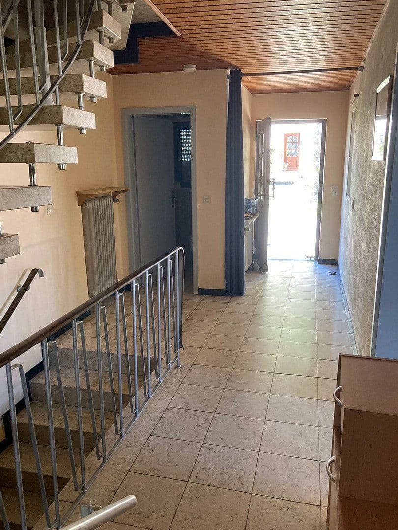 Prodej domu 159 m², pozemek 712 m², Morbach, Porýní-Falc Prodej domu 159 m², pozemek 712 m², Morbach, Porýní-Falc