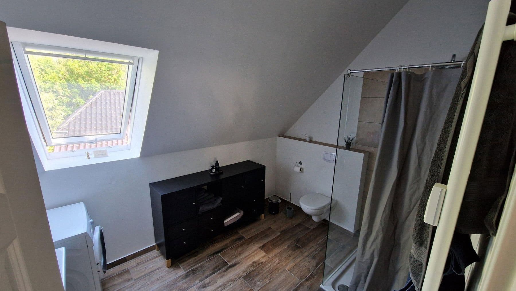 Pronájem bytu 1+1 80 m², Im Dorfe 10, Thomasburg, Dolní Sasko Pronájem bytu 1+1 80 m², Im Dorfe 10, Thomasburg, Dolní Sasko