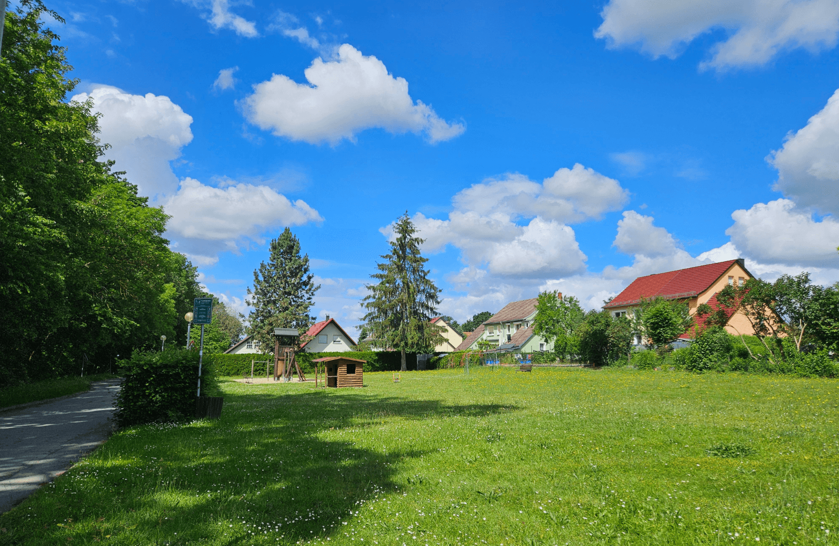 Prodej domu 132 m², pozemek 532 m², Ebersbach, Sasko Prodej domu 132 m², pozemek 532 m², Ebersbach, Sasko