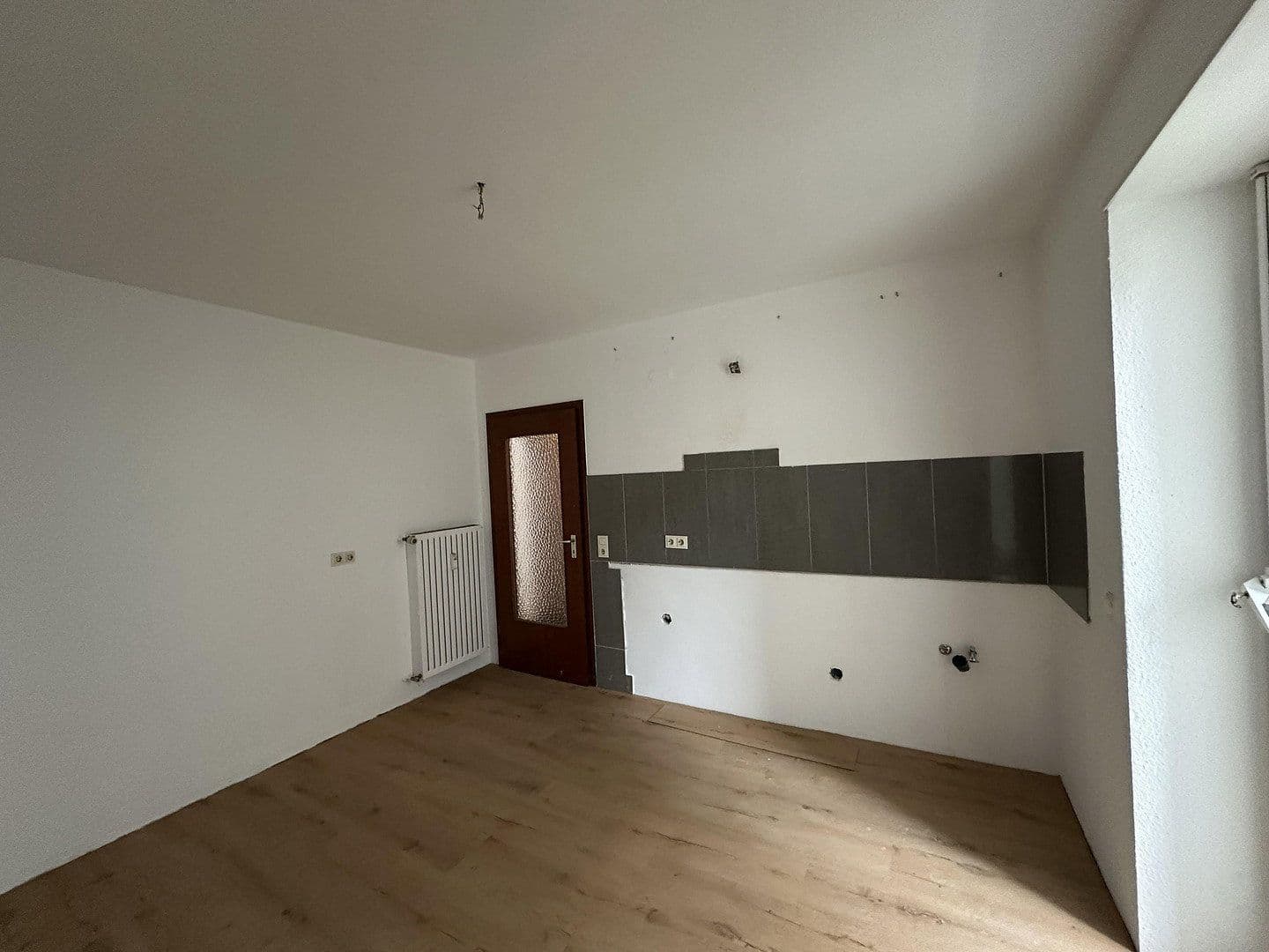 Pronájem bytu 2+1 61 m², Mannheim, Bádensko-Württembersko Pronájem bytu 2+1 61 m², Mannheim, Bádensko-Württembersko