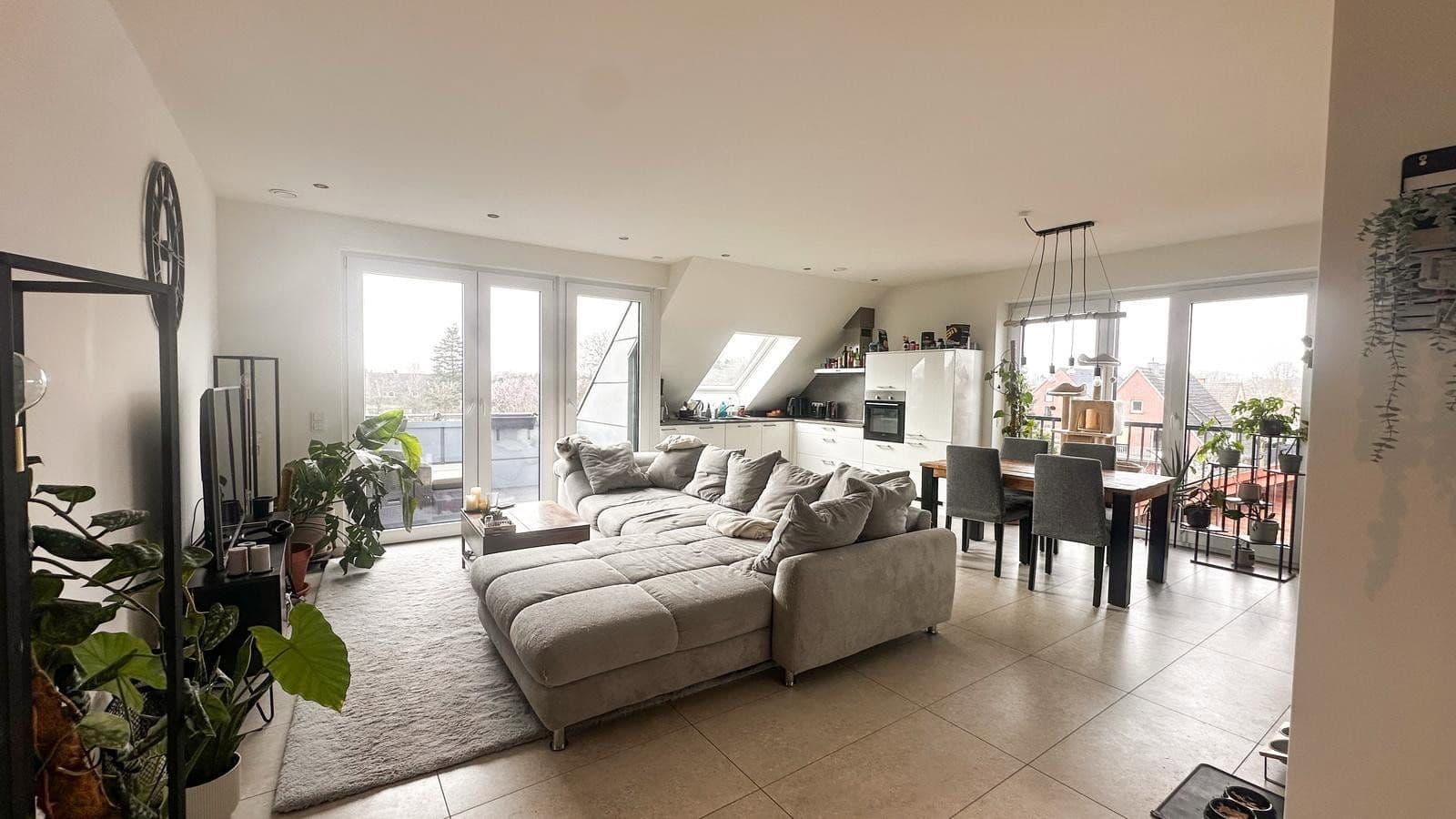 Pronájem bytu 4+1 99 m², Gronau, Severní Porýní-Vestfálsko Pronájem bytu 4+1 99 m², Gronau, Severní Porýní-Vestfálsko