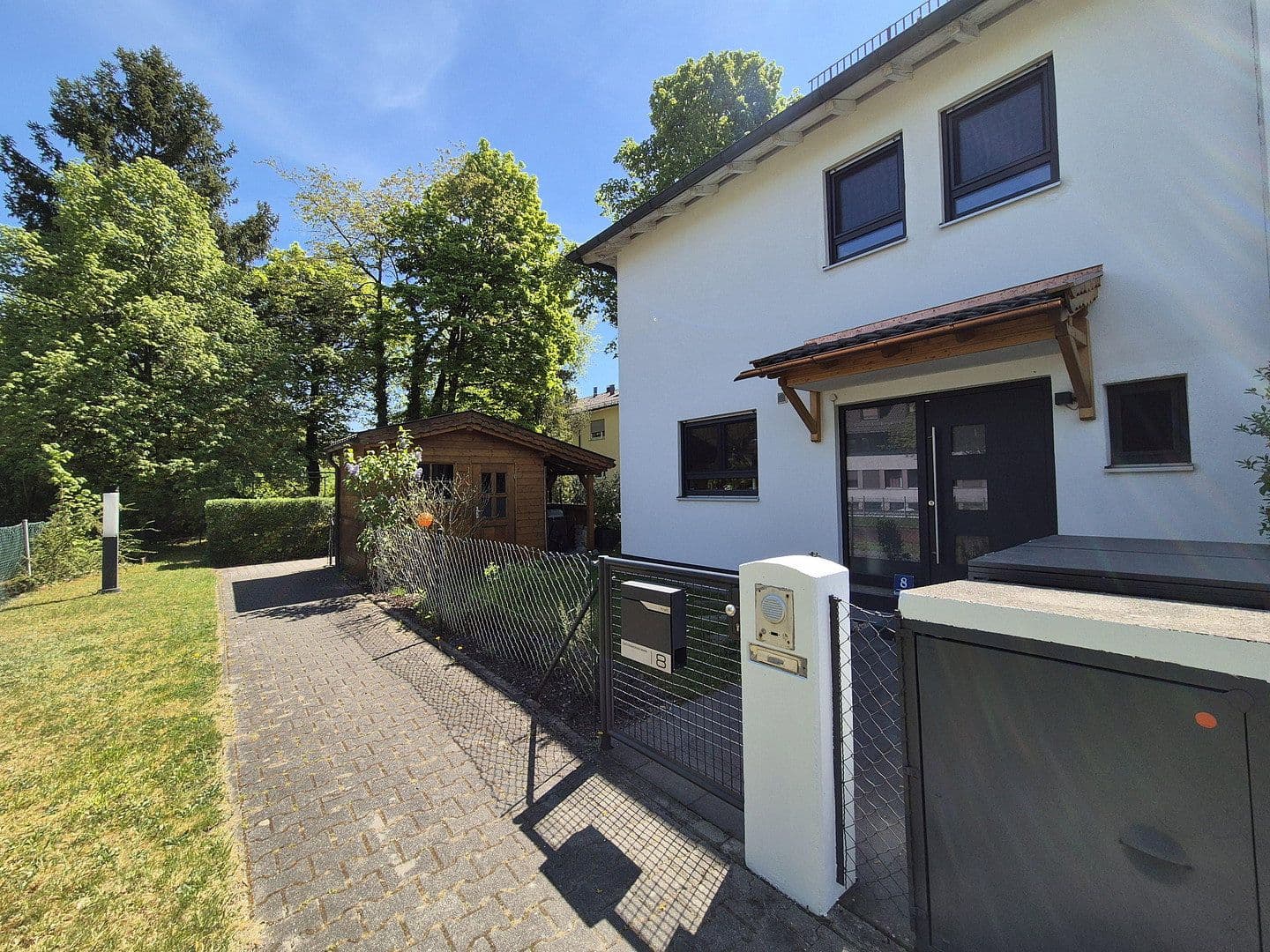 Prodej domu 125 m², pozemek 405 m², Geroldseckstraße 8, München, Bavorsko Prodej domu 125 m², pozemek 405 m², Geroldseckstraße 8, München, Bavorsko