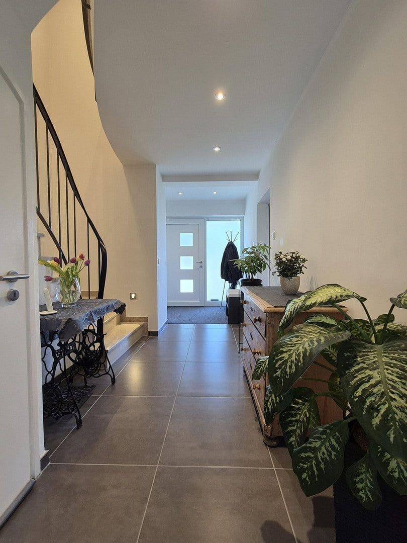 Prodej domu 125 m², pozemek 405 m², Geroldseckstraße 8, München, Bavorsko Prodej domu 125 m², pozemek 405 m², Geroldseckstraße 8, München, Bavorsko