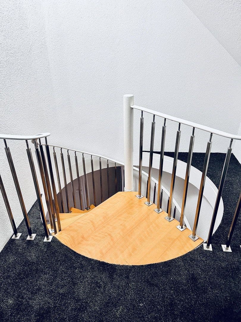 Pronájem bytu 5+1 130 m², Klosterstrasse 26, Dinslaken, Severní Porýní-Vestfálsko Pronájem bytu 5+1 130 m², Klosterstrasse 26, Dinslaken, Severní Porýní-Vestfálsko