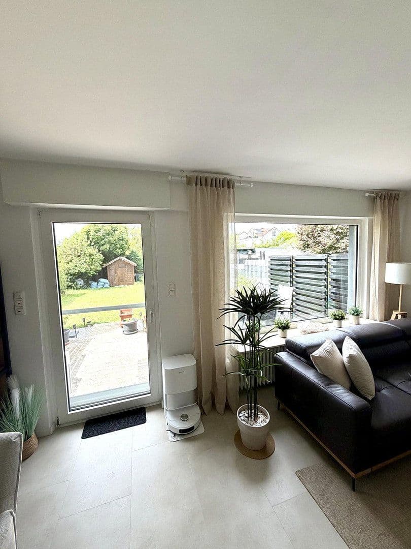 Prodej domu 84 m², pozemek 344 m², Oberursel (Taunus), Hessen Prodej domu 84 m², pozemek 344 m², Oberursel (Taunus), Hessen