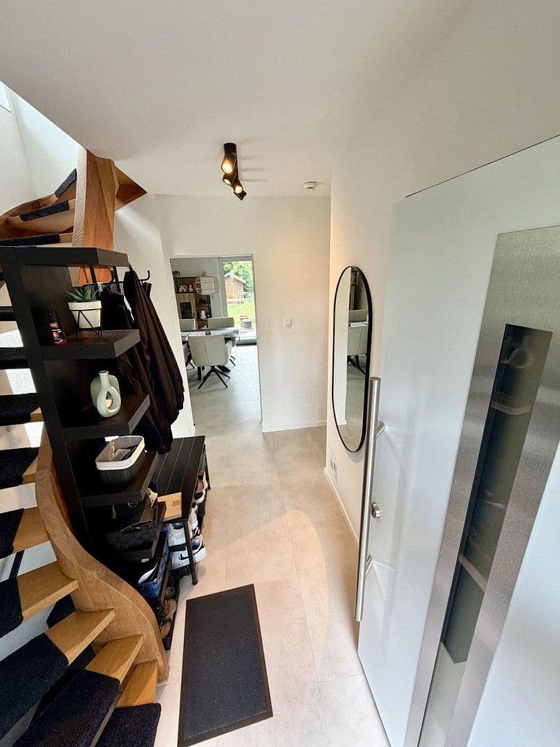 Prodej domu 84 m², pozemek 344 m², Oberursel (Taunus), Hessen Prodej domu 84 m², pozemek 344 m², Oberursel (Taunus), Hessen