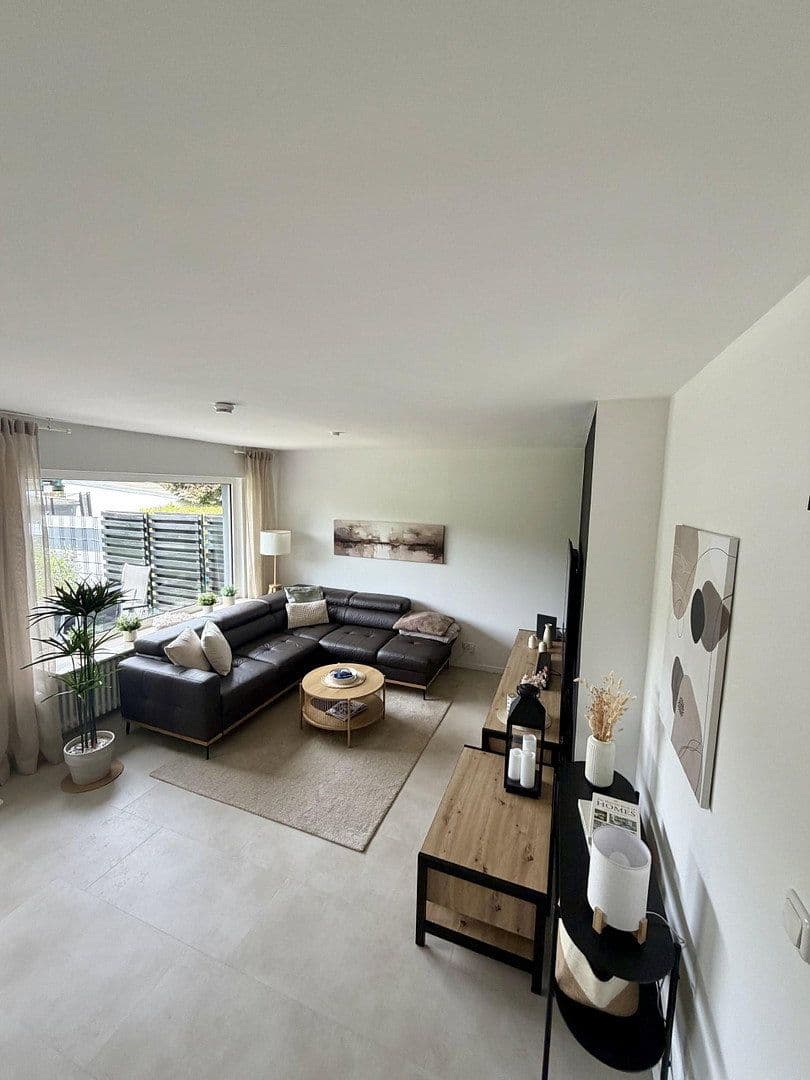 Prodej domu 84 m², pozemek 344 m², Oberursel (Taunus), Hessen Prodej domu 84 m², pozemek 344 m², Oberursel (Taunus), Hessen