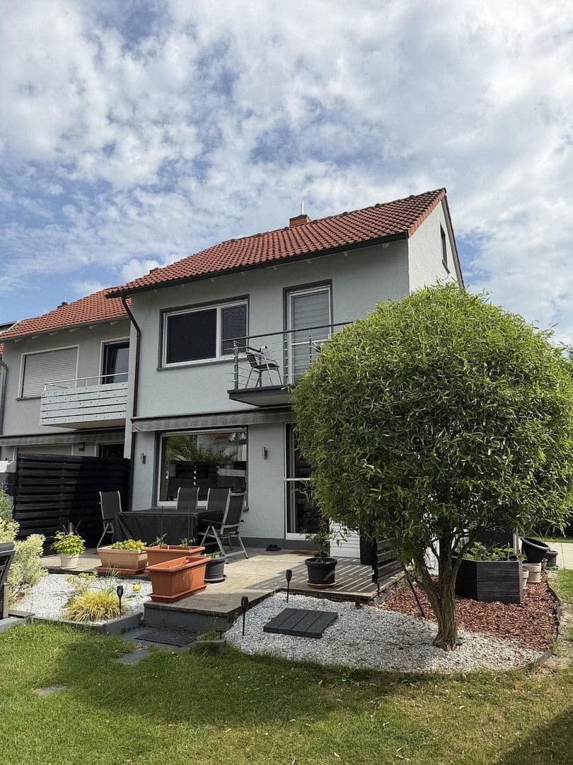 Prodej domu 84 m², pozemek 344 m², Oberursel (Taunus), Hessen Prodej domu 84 m², pozemek 344 m², Oberursel (Taunus), Hessen