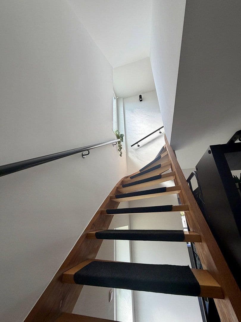 Prodej domu 84 m², pozemek 344 m², Oberursel (Taunus), Hessen Prodej domu 84 m², pozemek 344 m², Oberursel (Taunus), Hessen