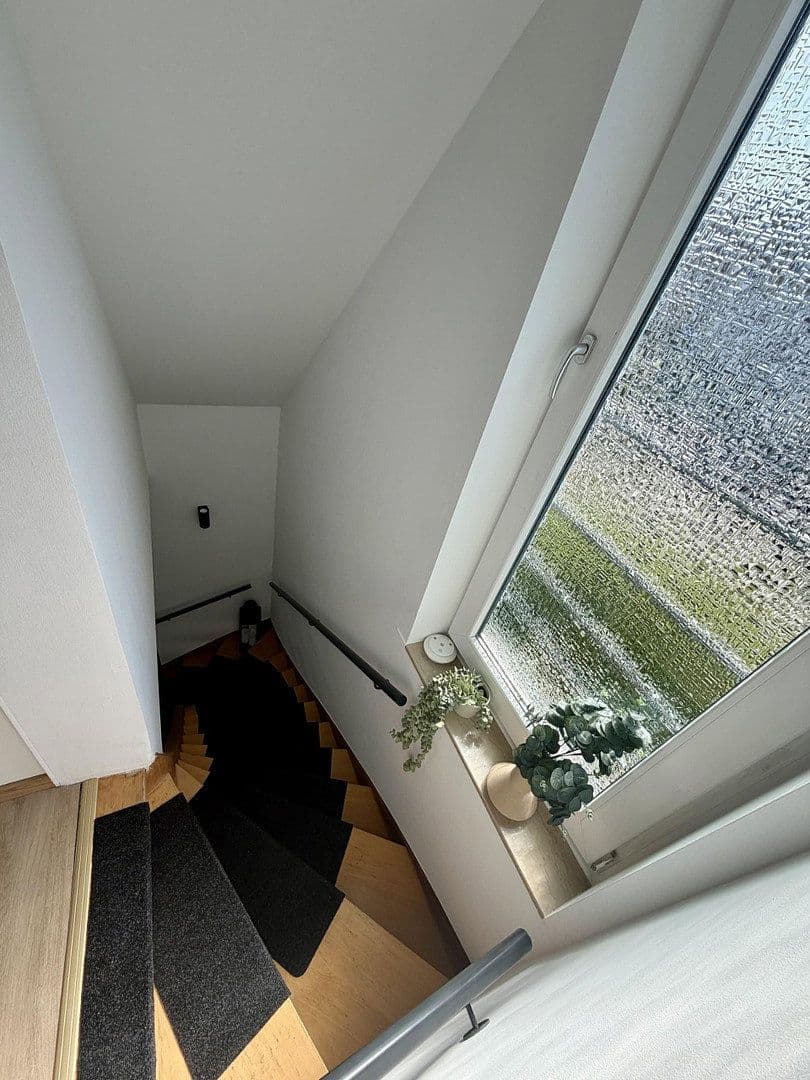 Prodej domu 84 m², pozemek 344 m², Oberursel (Taunus), Hessen Prodej domu 84 m², pozemek 344 m², Oberursel (Taunus), Hessen