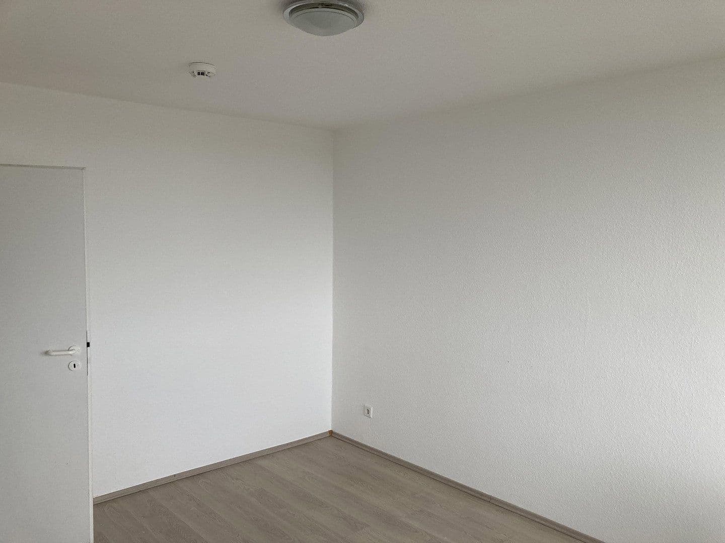 Prodej bytu 3+1 68 m², Steinstr. 72, Gladbeck, Severní Porýní-Vestfálsko Prodej bytu 3+1 68 m², Steinstr. 72, Gladbeck, Severní Porýní-Vestfálsko