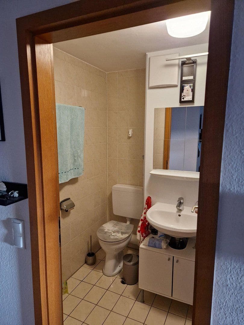 Pronájem bytu 2+1 49 m², Hirschstr. 36, Karlsruhe, Bádensko-Württembersko Pronájem bytu 2+1 49 m², Hirschstr. 36, Karlsruhe, Bádensko-Württembersko