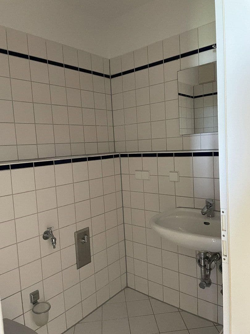 Prodej bytu 1+kk 34 m², Leipzig Grünau, Sasko Prodej bytu 1+kk 34 m², Leipzig Grünau, Sasko