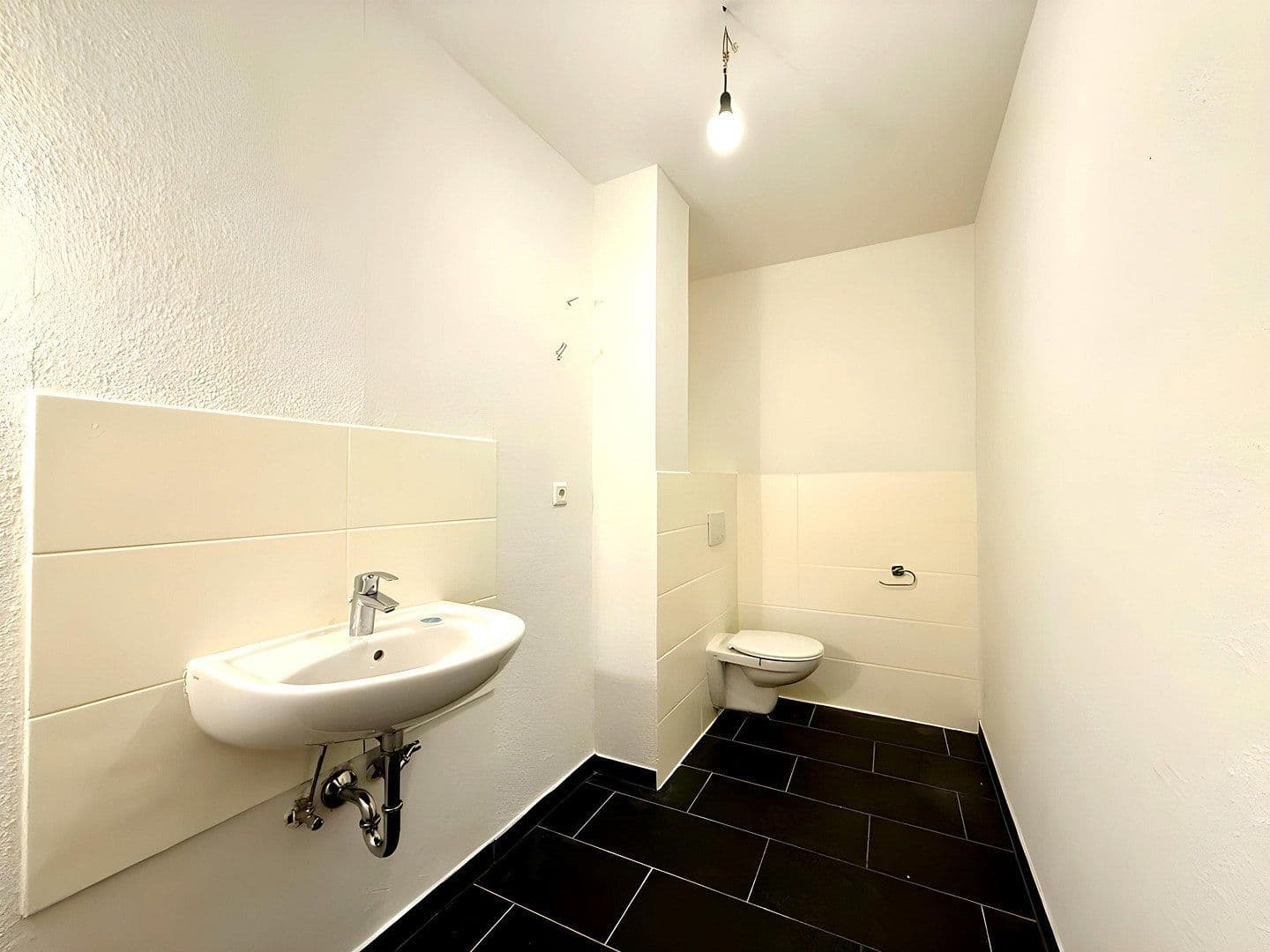 Pronájem bytu 2+kk 100 m², Unter den Ulmen 130, Duisburg, Severní Porýní-Vestfálsko Pronájem bytu 2+kk 100 m², Unter den Ulmen 130, Duisburg, Severní Porýní-Vestfálsko