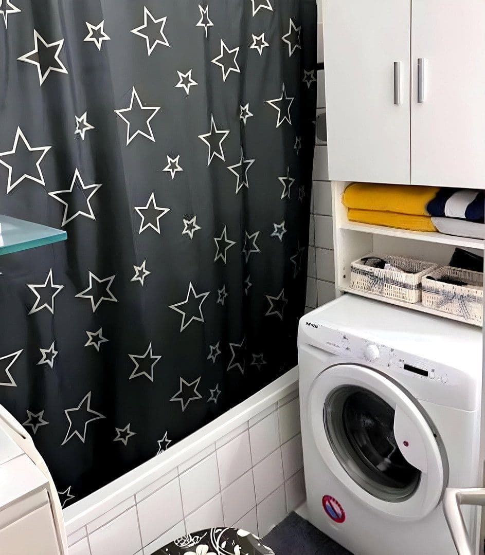 Pronájem bytu 3+1 88 m², Theodor-Heuss-Straße 50, Wuppertal, Severní Porýní-Vestfálsko Pronájem bytu 3+1 88 m², Theodor-Heuss-Straße 50, Wuppertal, Severní Porýní-Vestfálsko