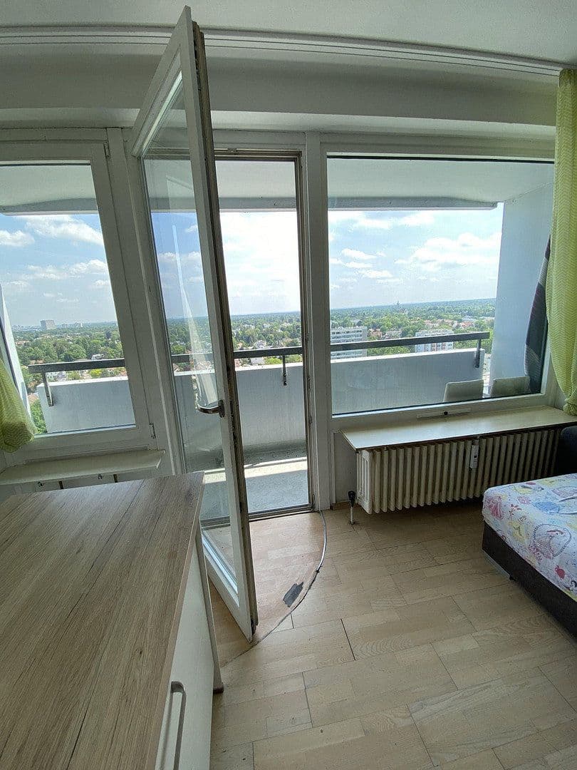 Prodej bytu 1+1 36 m², Drygalski Allee 118, München Thalkirchen-Sendling, Bavorsko Prodej bytu 1+1 36 m², Drygalski Allee 118, München Thalkirchen-Sendling, Bavorsko
