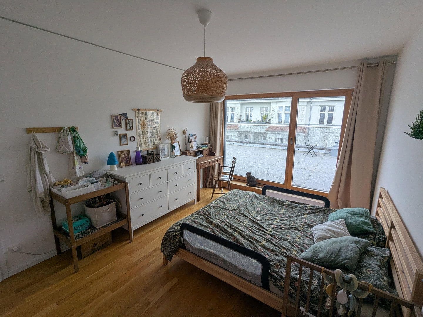 Pronájem bytu 3+1 151 m², Krachtstr. 8, Berlin, Berlín Pronájem bytu 3+1 151 m², Krachtstr. 8, Berlin, Berlín
