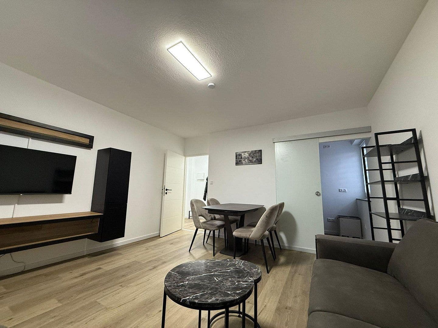 Pronájem bytu 2+1 49 m², Gerhart - Hauptmann - Straße 11, Erlangen, Bavorsko Pronájem bytu 2+1 49 m², Gerhart - Hauptmann - Straße 11, Erlangen, Bavorsko