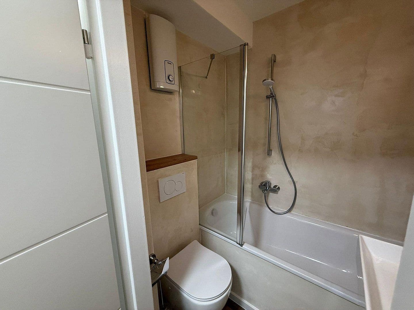 Pronájem bytu 2+1 49 m², Gerhart - Hauptmann - Straße 11, Erlangen, Bavorsko Pronájem bytu 2+1 49 m², Gerhart - Hauptmann - Straße 11, Erlangen, Bavorsko