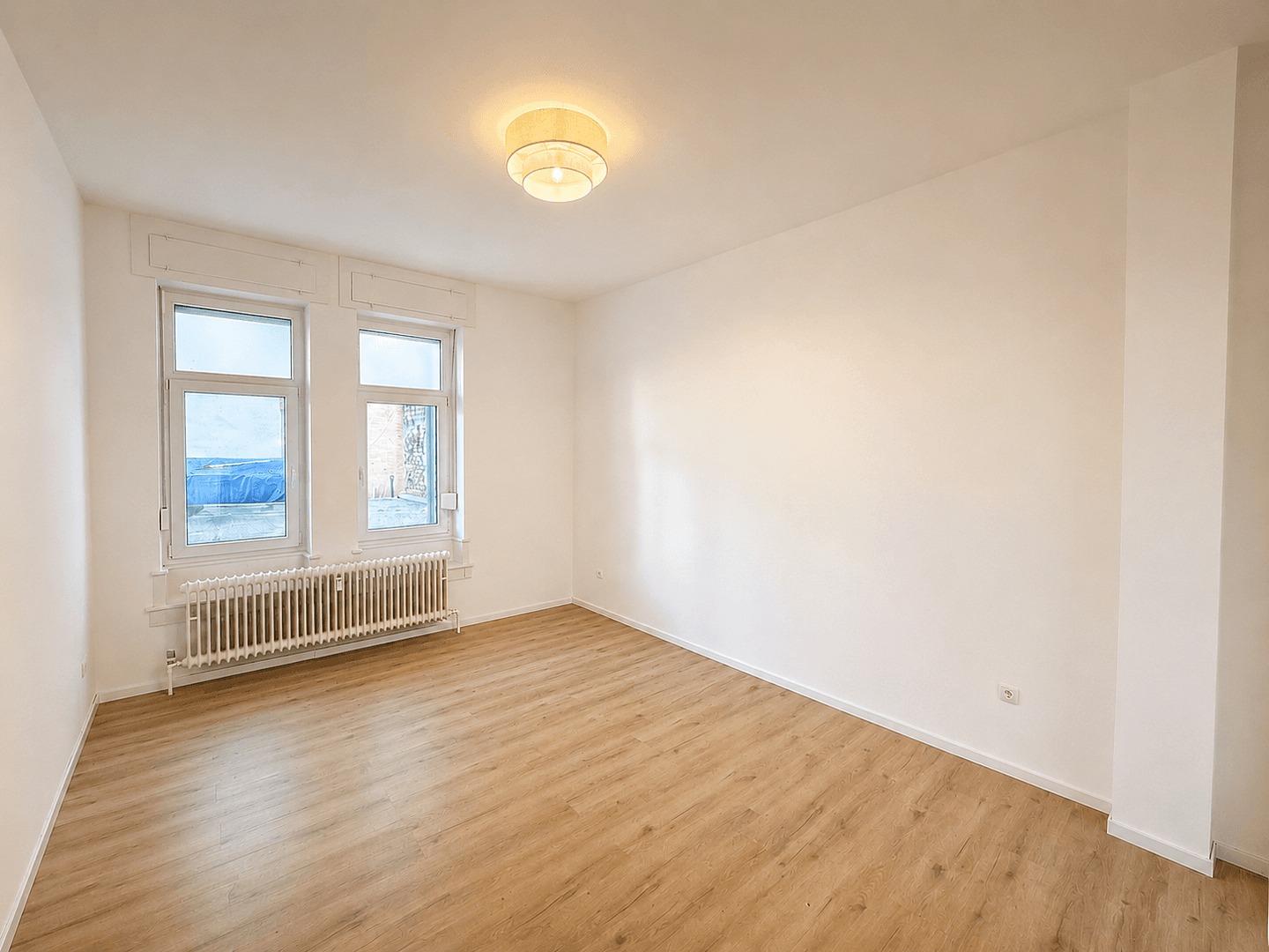 Prodej bytu 3+1 79 m², Seydlitzstraße 4, Ludwigshafen am Rhein, Porýní-Falc Prodej bytu 3+1 79 m², Seydlitzstraße 4, Ludwigshafen am Rhein, Porýní-Falc